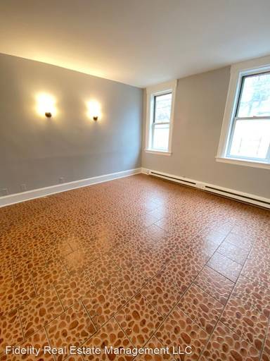 Main picture of 136 Dubois St
