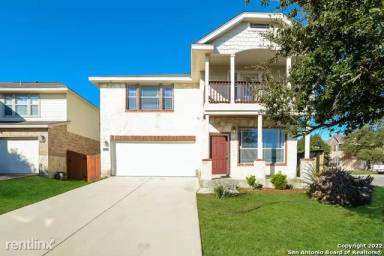 Main picture of 1018 Caprese Ln