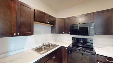 Main picture of 942 Riverview Dr