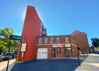 Main picture of 420 Commercial St