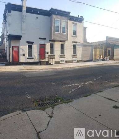 Main picture of 2428 N 26th St