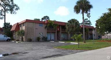 Main picture of 1852 Golfview Ave