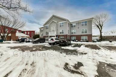 Main picture of 2912 17th St S