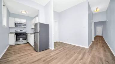 Main picture of 4310 S King Dr