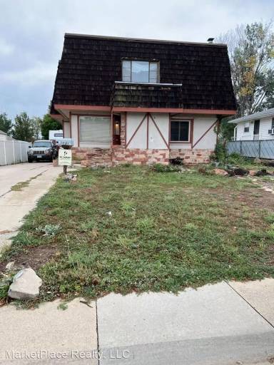 Main picture of 7641 Raleigh St
