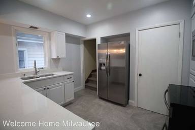 Main picture of 2017 S 83rd St