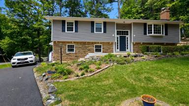 Main picture of 1000 Richmond Dr
