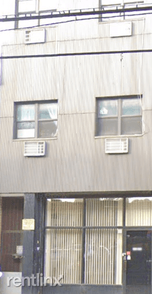 Main picture of 11113 Roosevelt Ave