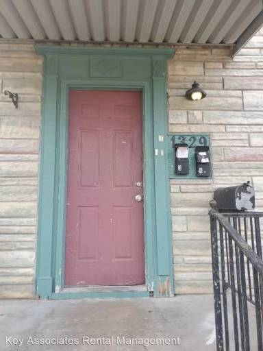 Main picture of 1329 SW Fillmore St