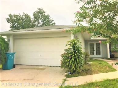 Main picture of 5401 Pinetrail Way