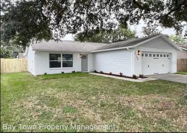 Main picture of 3136 Laird Dr