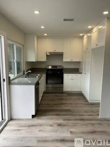 Main picture of 8165 Laguna Ct