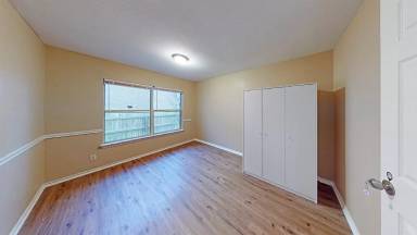 Main picture of 5850 Spring Pebble