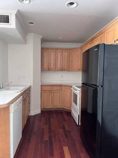 Main picture of 865 Columbia Ln