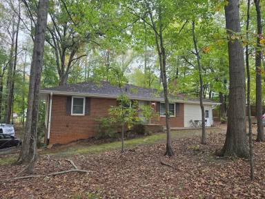 Main picture of 5900 Donnybrook Dr