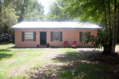 Main picture of 1671 School St