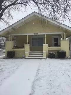 Main picture of 2890 Mary St