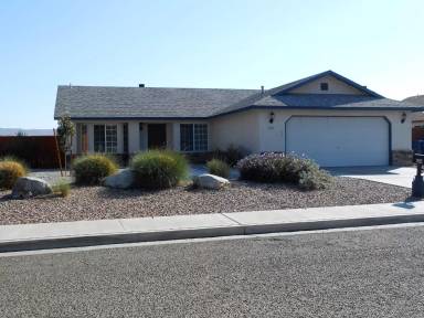 Main picture of 249 W Mariposa Ave