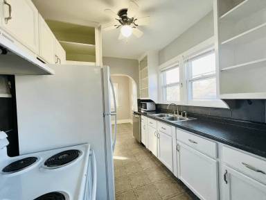 Main picture of 2914 N 49th Ave