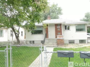 Main picture of 503 S Chestnut St