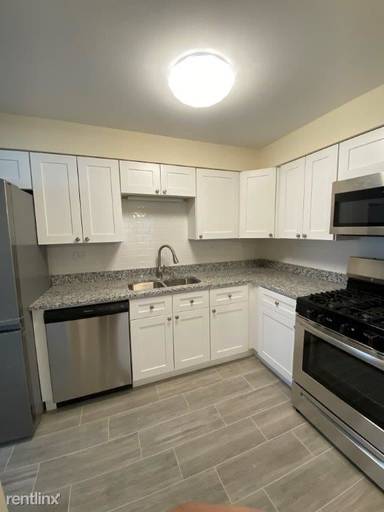 Main picture of 8545 Arnold Ave