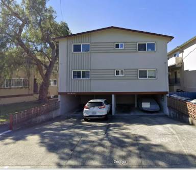 Main picture of 2311 Regent Way