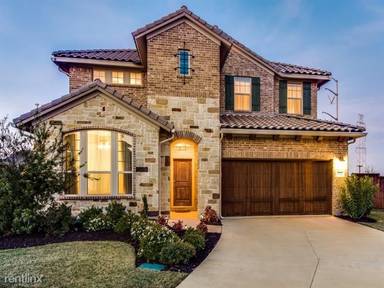 Main picture of 6724 Castillo St