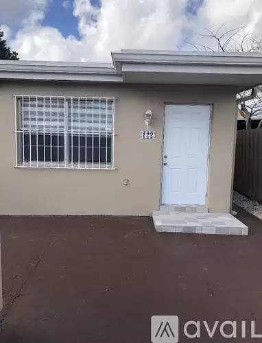 Main picture of 122 NW 49th Ave