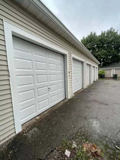 Main picture of 32 Morrison St