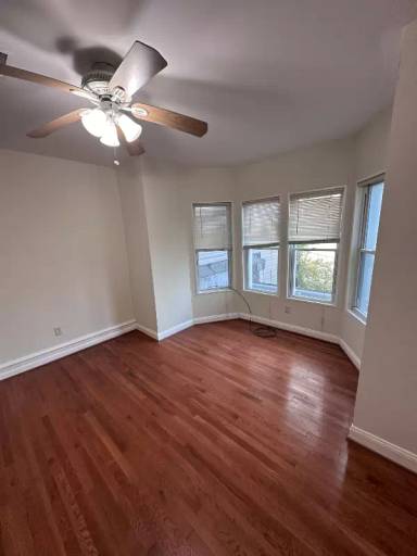 Main picture of 4105 W Girard Ave