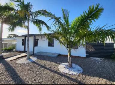 Main picture of 1106 NW 11th Ct