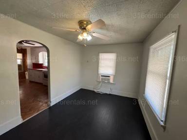 Main picture of 609 SE 4th St