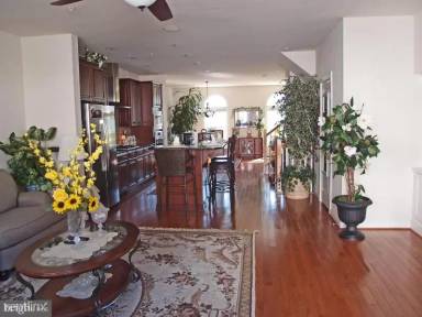Main picture of 3589 Katherine Way