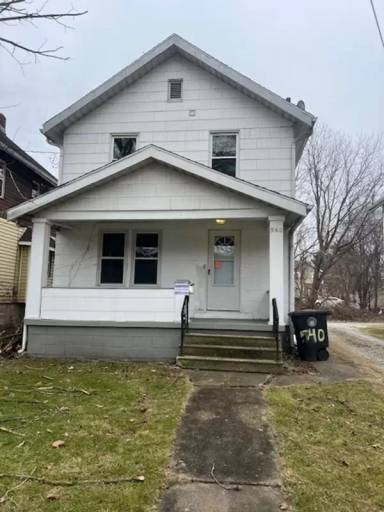 Main picture of 540 Spicer St