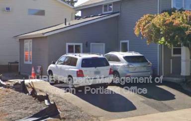 Main picture of 5684 N Harvard St