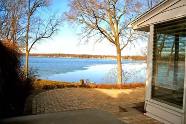 Main picture of 1215 Farwell Dr