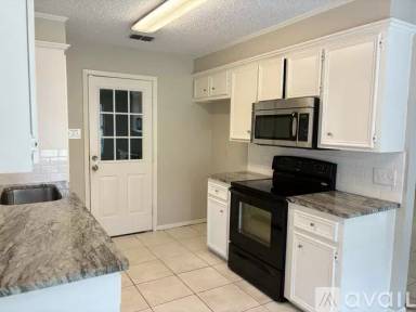 Main picture of 2201 Pinkerton Dr