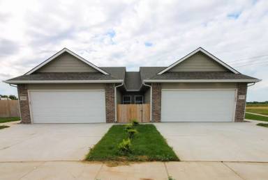 Main picture of 5655-5695 N Meridian Ct