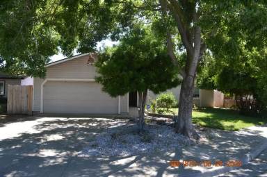 Main picture of 844 Emory Ct