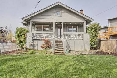 Main picture of 202 Molalla Ave