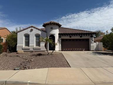 Main picture of 2414 E Desert Broom Pl