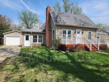 Main picture of 608 6th St NW