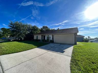Main picture of 13326 Currituck Dr N