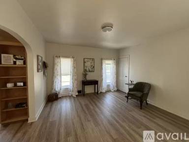 Main picture of 439 W 14th Ave