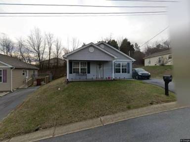 Main picture of 141 Monarch Ct