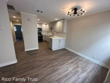 Main picture of 119 S Glassell St