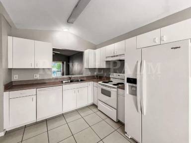 Main picture of 1239 SE 8th St