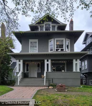 Main picture of 5030 17th Ave NE