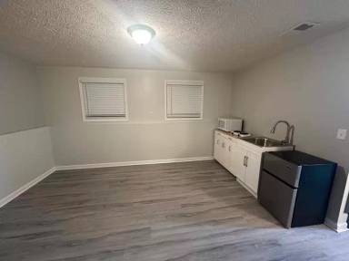 Main picture of 4348 Bradley Dr