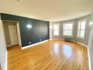 Main picture of 6501 S Maplewood Ave